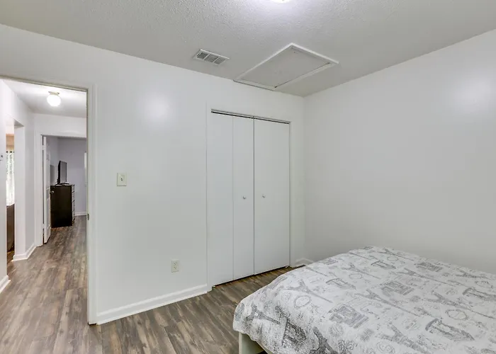 Pet-friendly Fsu W/ Private Fenced Yard
